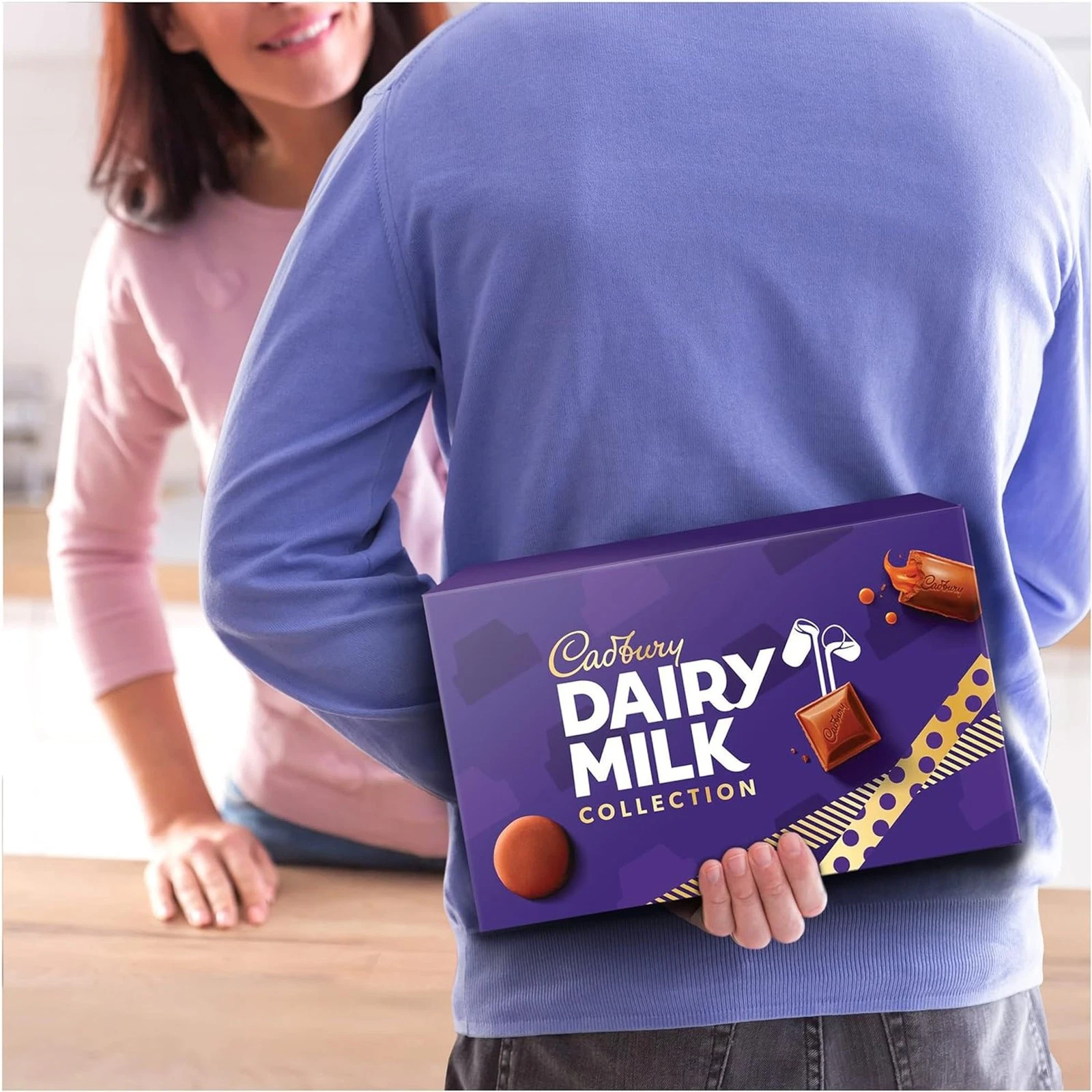 Cadbury Dairy Milk Big Night In Deluxe Hamper Includes 10 Assorted Chocolate - Image 5